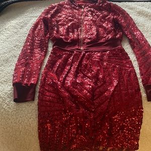 2-piece sequins set. Jacket/Skirt